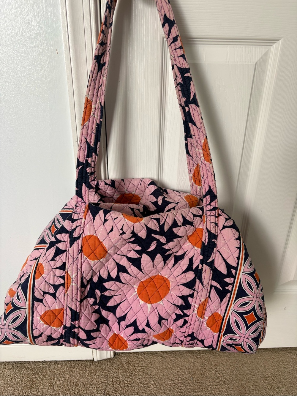 Vera Bradley RETIRED "Loves Me" Print Quilted Weekender Duffle Bag - Picture 8 of 8